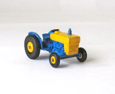 Vintage Lesney Matchbox #39 Ford Tractor Yellow Hubs Regular Wheel 1967 - Image 1 of 4
