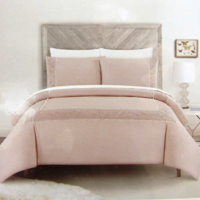RACHEL ASHWELL 3 PIECE KING EMBROIDERED DUVET SET NEW - Image 1 of 4