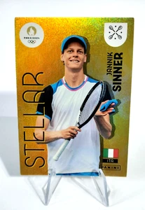 Panini Giochi Olimpici Paris 2024 Rookie Card n. 72 Jannik Sinner Stellar Italia - Foto 1 di 1