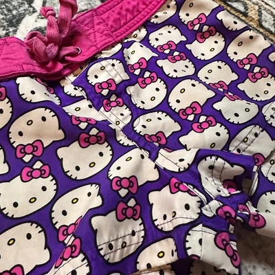 Hello Kitty Sanrio Board Shorts Estampado Rosa Púrpura Poliéster Juvenil XS Foto 1 de 4