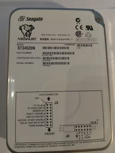 Hard Drive Seagate Medalist Pro 4520 ST34520N 4.55GB 7.2K Ultra SCSI 3.5' - Afbeelding 1 van 12