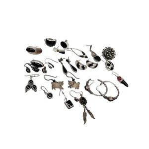Lot Of Sterling Silver 925 Earrings Single/Pairs Black Onyx Silver SCRAP CRAFT - Picture 1 of 11