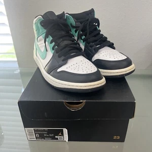 Air Jordan 1 Mid Größe 8 Herren weiß/tropisch Twist schwarz Nike Retro 554724-132 - Bild 1 von 12