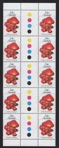 1981 Australia FUNGHI Mushroom MUH GUTTER Strip of 10 Stamps - Foto 1 di 1