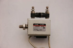 SMC CDQ2B20-15DCM Pneumatic Compact Cylinder - Picture 1 of 3