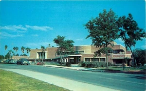 THE HUB, U OF F, GAINESVILLE, FLORIDA, VINTAGE POSTCARD - Picture 1 of 2