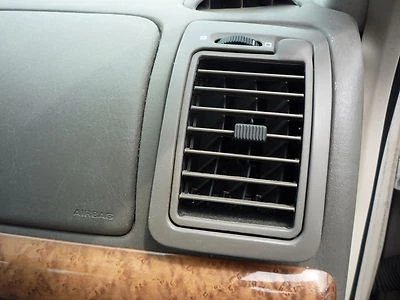 1998 1999 2000 2001 2002 LINCOLN CONTINENTAL RIGHT PASSENGER SIDE DASH  AIR VENT - Image 1 of 4