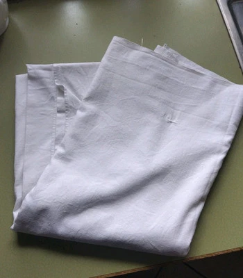 100% Leinen,  Leintuch. Weiss 200 cm x 140cm Kleiderstoff . Mittelalter - Bild 1 von 3