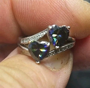Hermoso anillo vintage de plata de ley 925 con topacio místico corazones dobles - Imagen 1 de 1