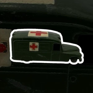 Vintage Dinky Toys Daimler Military Ambulance Green Made In England - Picture 1 of 9