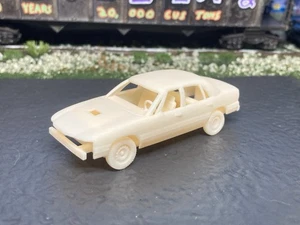 1/64 Scale 3D Printed 98 Buick Lesabre Demolition Derby Car For Diecast Diorama - Picture 1 of 20