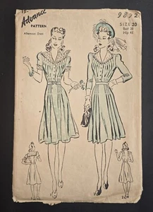Vintage Early 1940s Advance Pattern 9892 - Stylish Sailor Collar Dress - Bust 38 - Picture 1 of 3