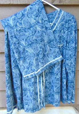 Secret Treasures Blue & White Paisley Soft Polyester 2-pc Pajama Set Womens Lg - Image 1 of 4