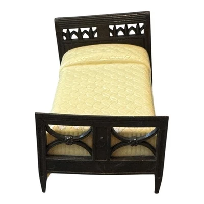  Vintage Renwal 1950's Plastic Dollhouse Bed - Image 1 of 4