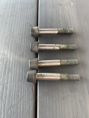 Pernos pinzas delanteras Ducati Hypermotard 1100s 2009 Foto 1 de 2