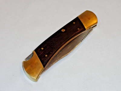 KA-BAR 1189 Cuchillo Plegable Acero Inoxidable Madera y Latón Hecho en EE. UU. Foto 1 de 4