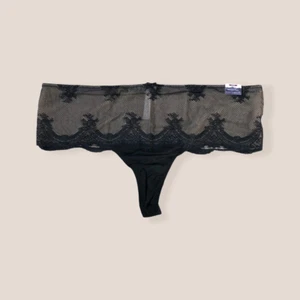 Lane Bryant Cacique Wide Side Thong Panty Fishnet Lace sz 26/28 (6573) - Picture 1 of 3
