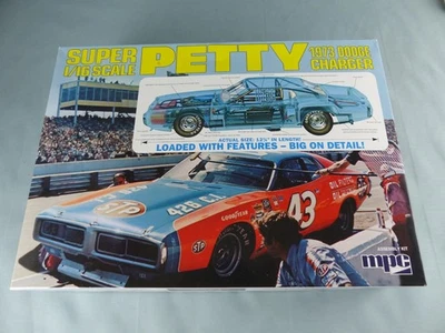 KIT MPC 1/16 SUPER PETTY 1973 DODGE CHARGER , NEUF , réf MPC938/06 sachet fermé - Photo 1/4