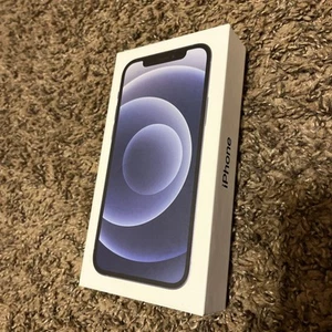 iPhone 12 Factory box - Photo 1 sur 4