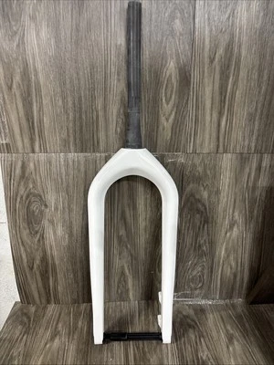 Framed Carbon Fat Bike Fork 15x150mm New 26”/27.5” White #2M5 - Image 1 of 4
