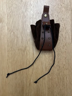Bolso Cinturón Estilo Medieval Marrón Gamuza Imitación Cuero Cordón Moneda LARP Dados Foto 1 de 4