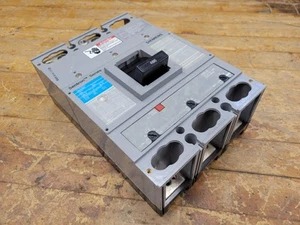 Siemens LD63F600 Circuit Breaker 600A 3P 600V Type LDG-A 400A Trip - Picture 1 of 14