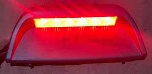 Nissan Máxima 2009-2014 sedán montaje alto negro LED tercera luz de freno OEM OE - Imagen 1 de 9