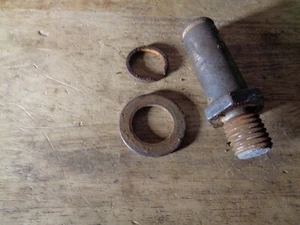 Ford Tractor 801-841-861 Engine Clutch Pedal Mount Bolt W/Clip - Picture 1 of 1