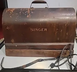 Singer Model 128Portable Sewing Machine Bentwood Case AS Is For Parts Or Restore - Picture 1 of 11