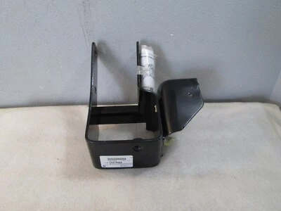 Soporte de parachoques delantero derecho nuevo OEM GM 12474444 Silverado Sierra 2500 1999-2006 Foto 1 de 4