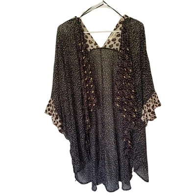 Umgee Floral Kimono Borde Leopardo Frente Abierto Bohemio Cubierta M/L Foto 1 de 4