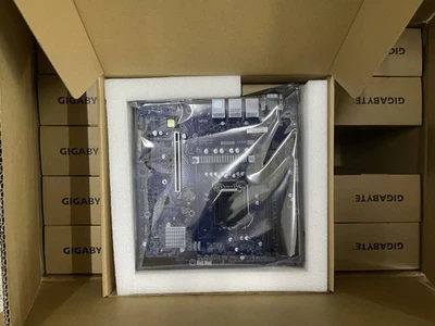 Gigabyte MX33-BS0 lga1200 Intel Xeon E-2300 CPU 10th Pentium  C252 Chipset - Image 1 of 4