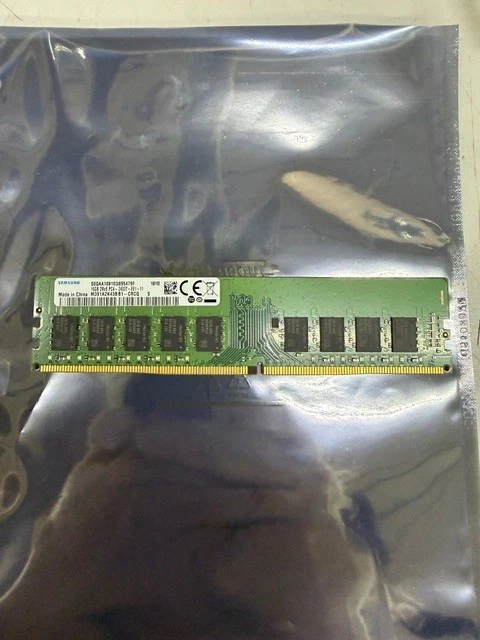 SAMSUNG 16GB DDR4 2400 MHz ECC UDIMM RAM 2Rx8 PC4-19200 M391A2K43BB1-CRCQ 288pin Foto 1 de 1