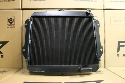 Radiador Daihatsu Rocky Diesel FENIX Stealth Series GEN II Foto 1 de 4