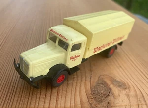 Wiking H0 1:87 Büssing 8000 Lkw Plane Pritsche WARSTEINER PILSENER Brauerei - Bild 1 von 4