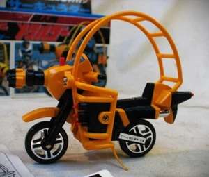 Vintage Japan Super Hero Motorcycle - Bandai Chooujenki Metalder - with Box - Picture 1 of 8