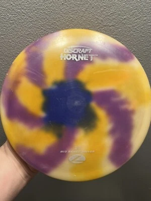 Discraft Hornet Purple Yellow 2.0 Mid Range Driver Golf Disc - Image 1 of 4