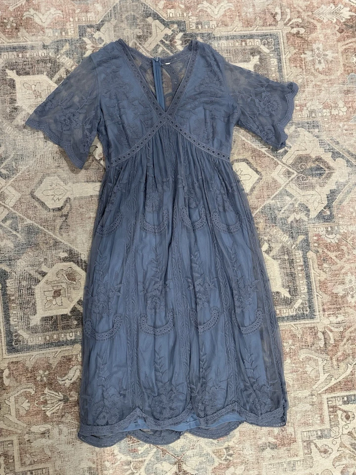 Vestido maxi maternidade rosa blush azul renda malha tamanho médio manga curta sino - Imagem 1 de 2