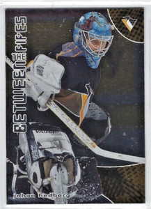 2001-02 In the Game Between the Pipes #42 Johan Hedberg