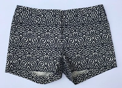 J.CREW *TALLA 0* PANTALONES CORTOS DE ALGODÓN ESTAMPADO NEGRO Y MARFIL - ENTREPIERNA 3" Foto 1 de 4