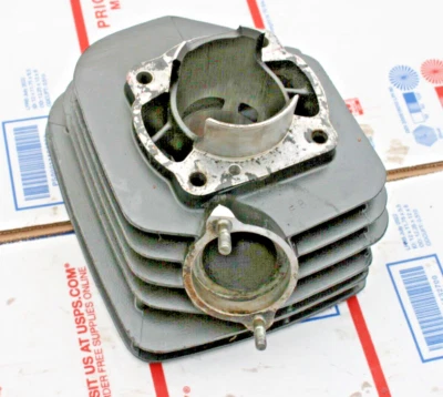 Kawasaki KD125 KE125 KS1 1974-79 OEM cilindro barril VIN#K1E-074783 Foto 1 de 4