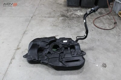 2017 - 2018 HONDA CIVIC FUEL GAS TANK RESERVOIR W/ FILLER NECK OEM - Image 1 of 4