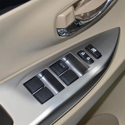 Borde de bisel de interruptor de ventana eléctrica Master plateado para Toyota Yaris 2006-2016 sedán 4P Foto 1 de 4