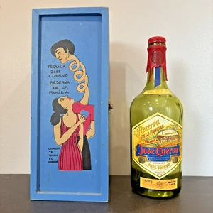 Jose Cuervo Tequila Reserva de la Familia Wood Art Box 2000 + Numbered Bottle - Picture 1 of 9
