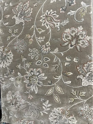 4x6 Area Rug  Elegant, Traditional, Beautiful  heavy, great quality, beautiful - Image 1 of 2