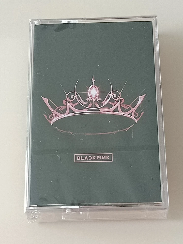 BLACKPINK – The Album (Cassette, 2020) Foto 1 de 3