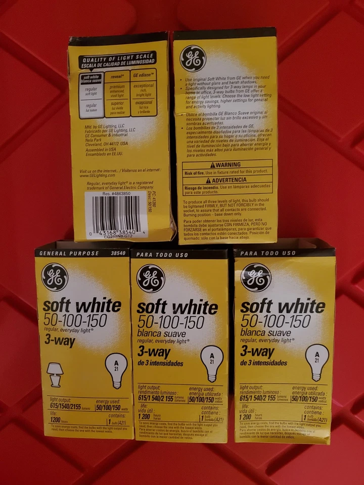 ** Bombillas GE REGULABLES 3 vías 50 100 150 vatios DE COLECCIÓN NUEVO STOCK ANTIGUO 3 VÍAS ** Foto 1 de 1