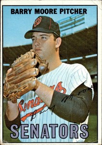 BARRY MOORE 1967 Topps #11 BUY ANY 2 ITEMS FOR 50% OFF   B215R1S1P48