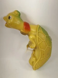 Vintage Turtle Water Squirt Gun Pistol Hong Kong Rare - Picture 1 of 14