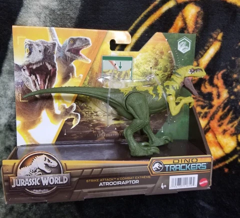 Jurassic World Dino Trackers Strike Attack Atrociraptor Cover